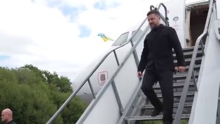 Зеленский прибыл в Великобританию на переговоры с премьером Бернемом