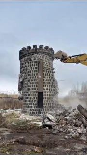 Демонтаж незаконных построек на берегу Севана в Мартуни, Гегаркуник