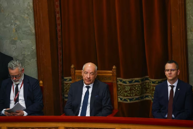 Здание парламента Венгрии в Будапеште, где прошло голосование об отстранении президента Шуйока