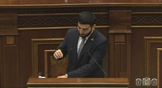В Мартуни обсудили детсады Еревана: комиссия Совета старейшин и ответ оппозиции