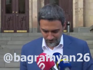 Адвокат Вардеванян на пресс-конференции в Мартуни (Гегаркуник)