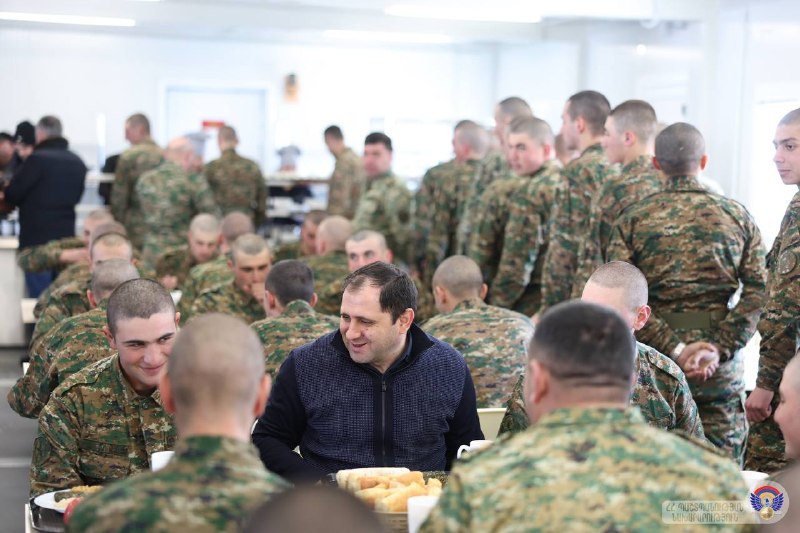 Военнослужащим срочной службы в Мартуни (Гегаркуник) предоставлен дополнительный отпуск