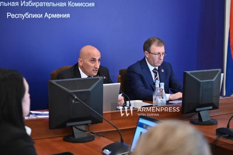 ЦИК Армении передал четыре вакантных мандата в Совет старейшин Еревана: кто получил места