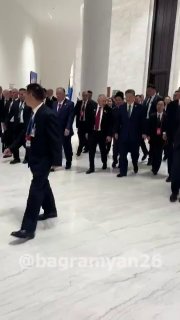Пашинян и Си Цзиньпин встретились на саммите ШОС в Бишкеке