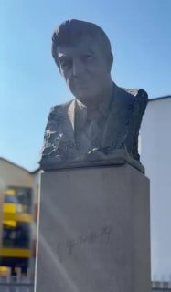 В Ереване построена старшая школа №139 имени Карена Демирчяна — одна из 300 в Армении
