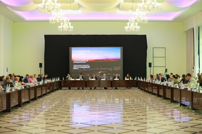 Амбарцум Матевосян на встрече с дипломатами по подготовке COP17 в Мартуни